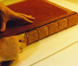 The Gallery Svg+xml,%3Csvg%20xmlns%3D%22http%3A%2F%2Fwww.w3