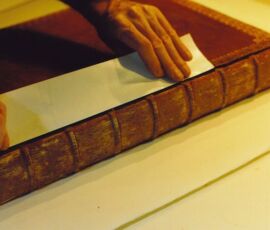 The Gallery Svg+xml,%3Csvg%20xmlns%3D%22http%3A%2F%2Fwww.w3